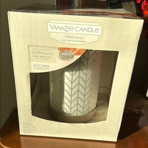 Yankee Candle Scenterpiece Warmer in Cream and Gray with timer 2015 NEW